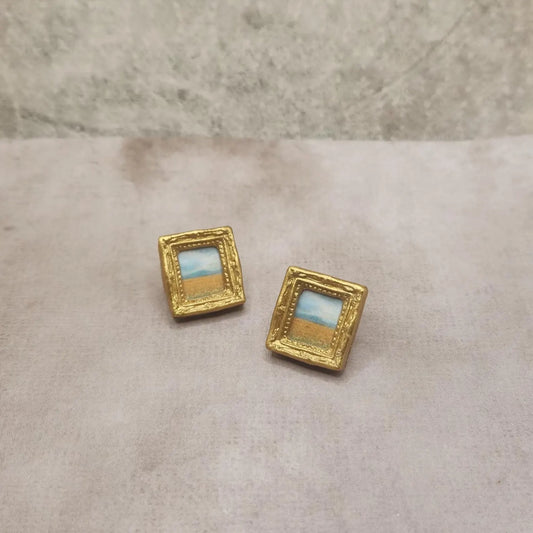 Intricate Gold Picture Frame Detailed Studs (Style 2)